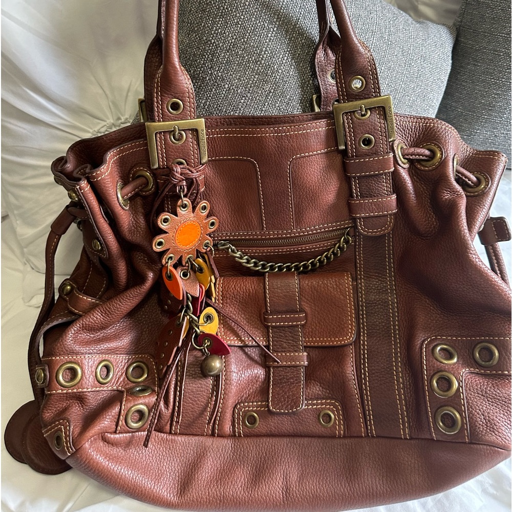 Isabella Fiore Chocolate Leather Shoulder Bag